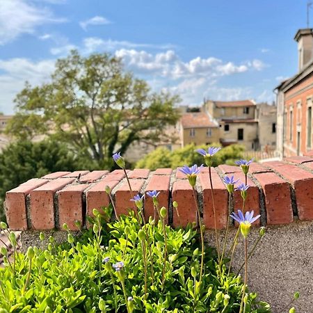 Apartamento L'Atypique - T3 Grande Terrasse, Bbq Vue Et Cheminee Aviñón Exterior foto